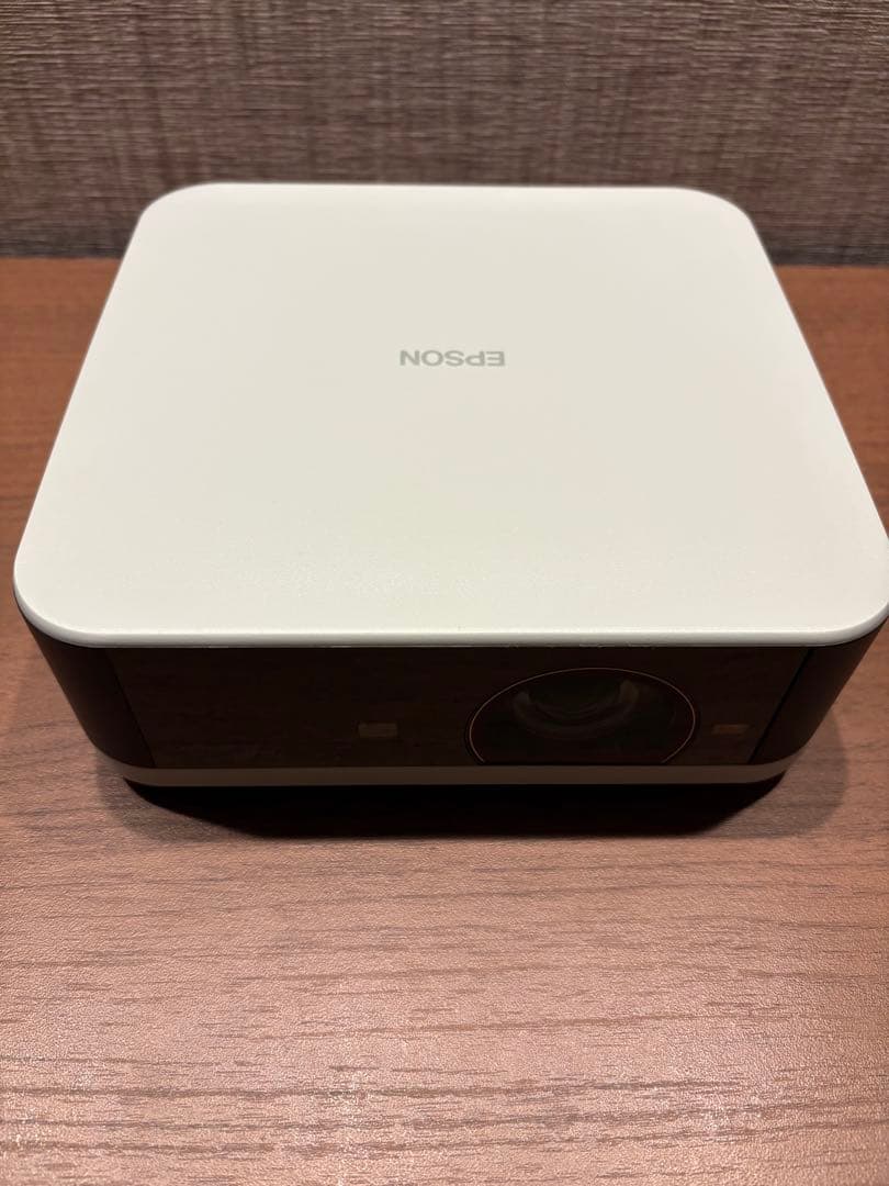 EF-61G エプソン　ホームプロジェクター