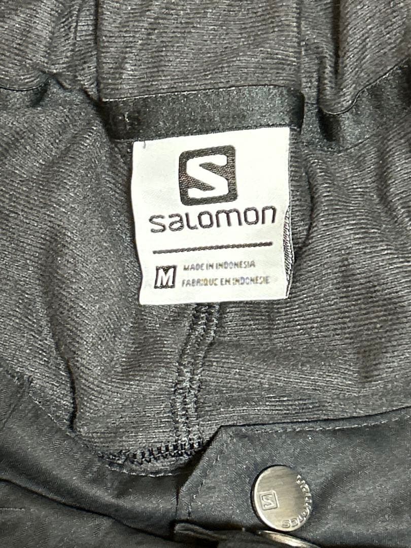 サロモン　スキーウェア上下セット　日本未発売