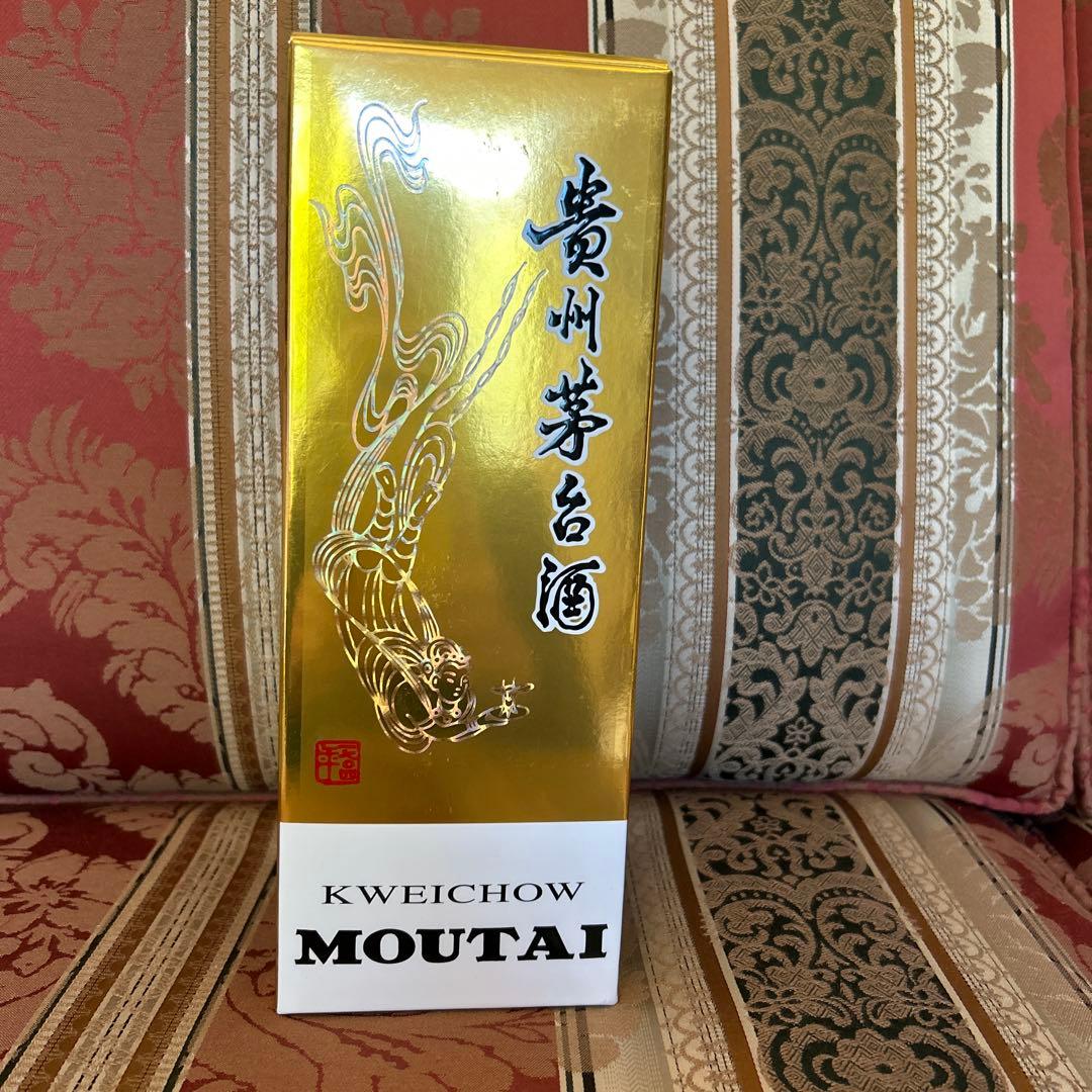 貴州茅台酒　MOUTAI 白酒天女ラベル2023 500ml