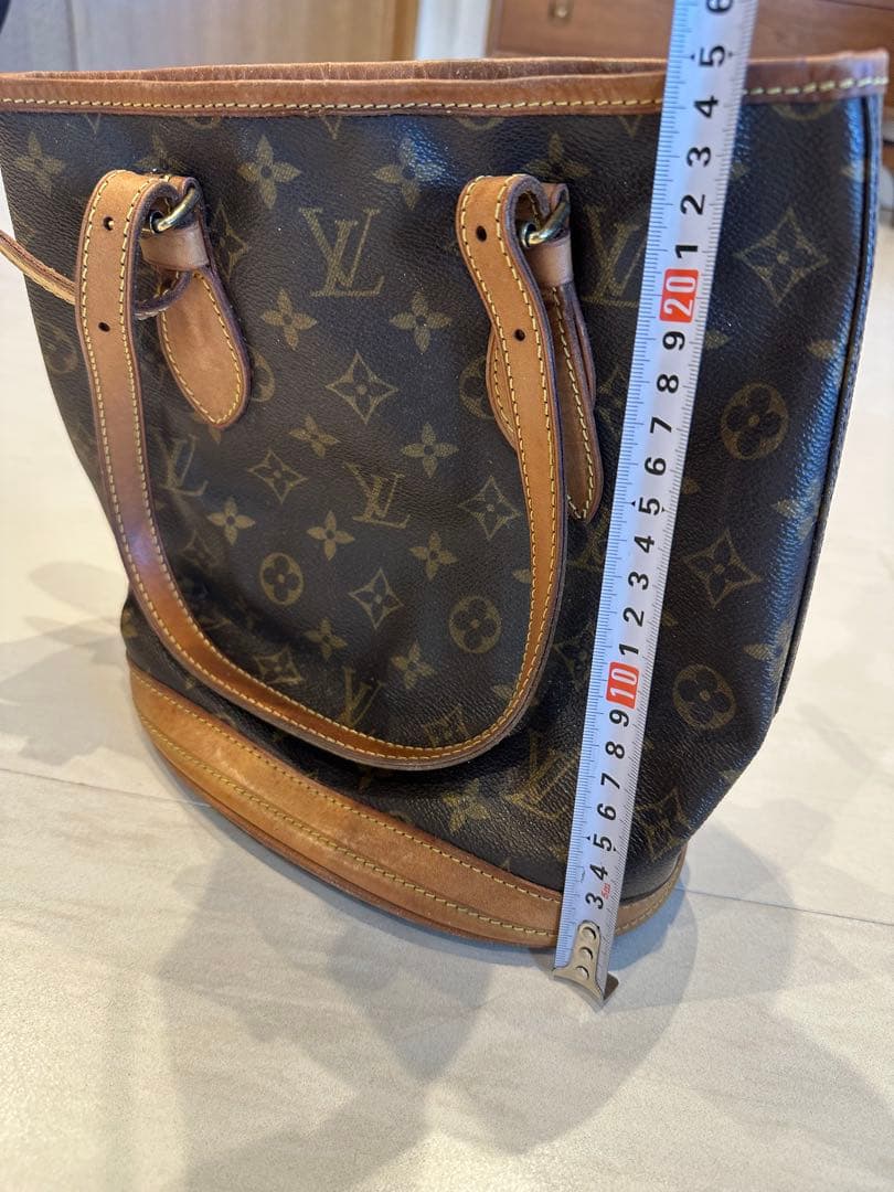 ルイヴィトン バケツ