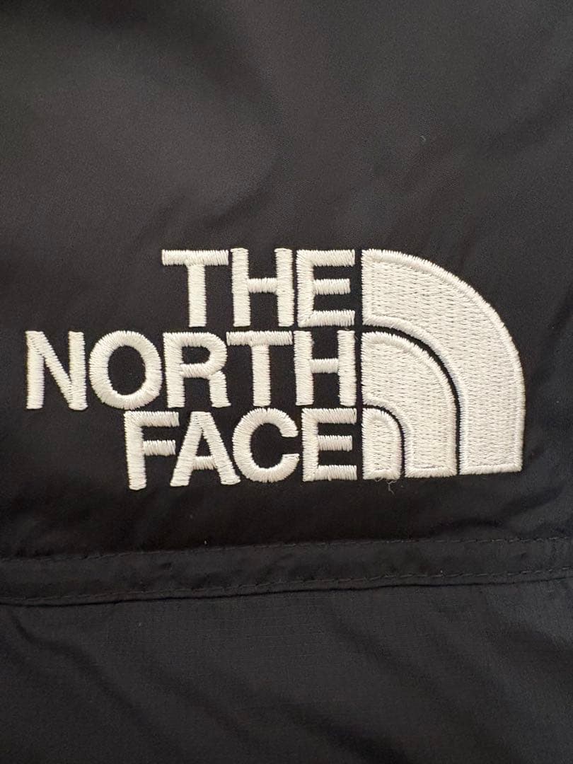 美品 ノースフェイス　ヌプシジャケットM ND92234