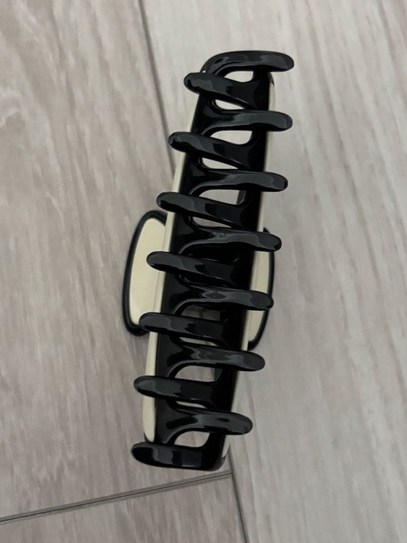 FRANCE Luxe ヘアクリップ