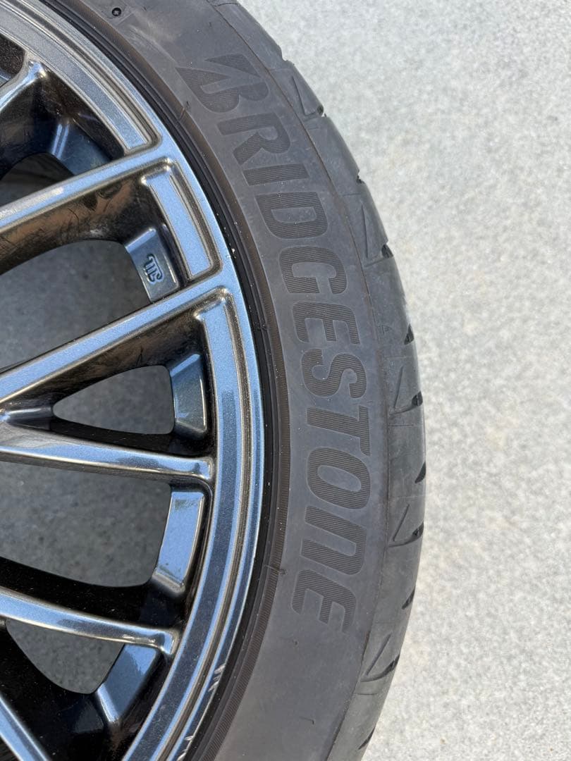 し*ず様 スバル　WRX 純正アルミホイールタイヤ付き　１本