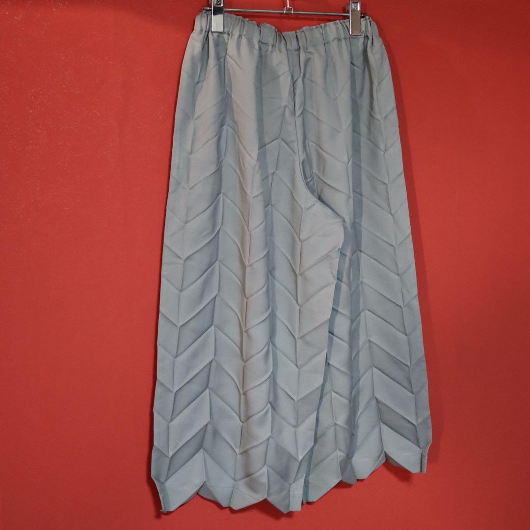 【新品タグ付き】me ISSEY MIYAKE プリーツ グレー ワイドパンツ