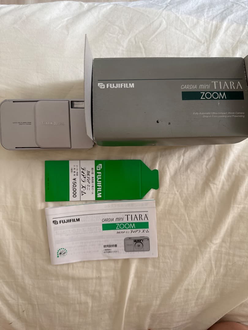 フィルムカメラ FUJIFILM cardia mini TIARA ZOOM