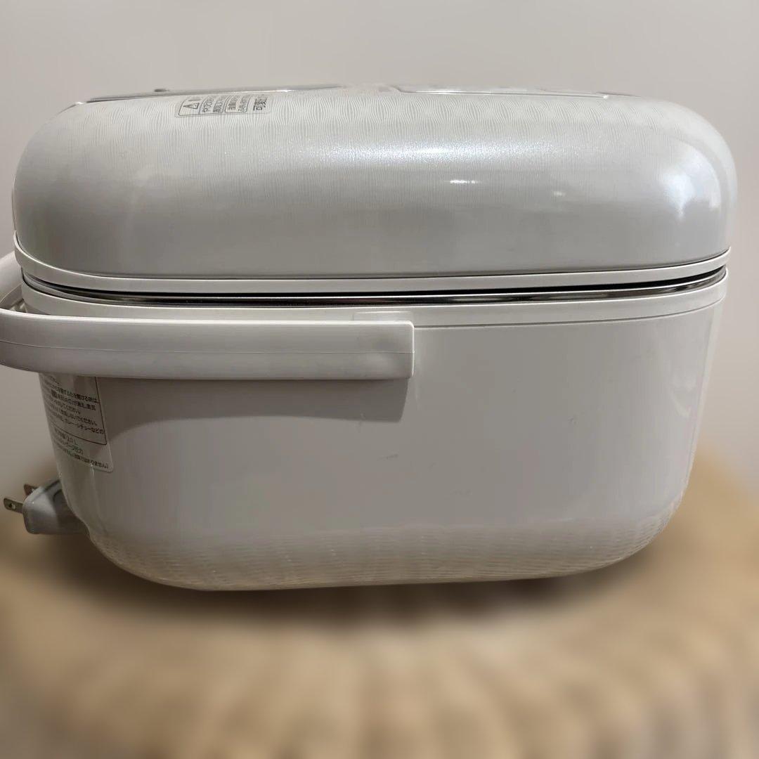 2023年製　パナソニック SR-JW058炊飯器 3合　可変圧力IH炊飯器