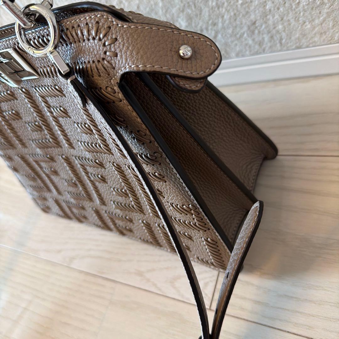 Fendi フェンディピーカーブースモール近年購入