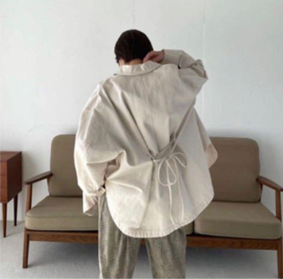 CLANE バックスクイーズデニムジャケット ホワイト　クラネ　gジャン　洗える