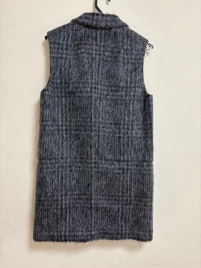 BRUNELLO CUCINELLI グレー系ジレ