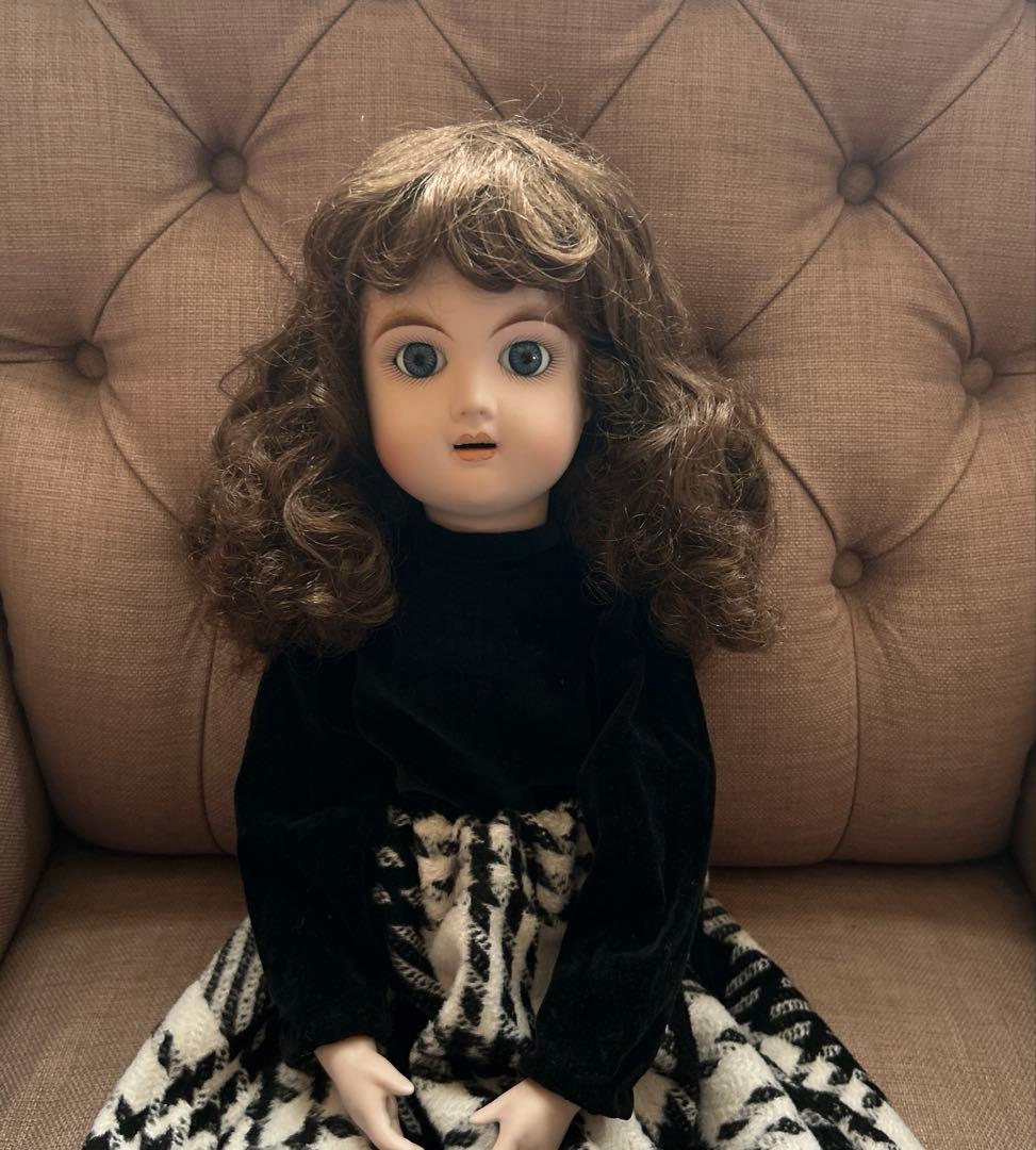 お取り置き品です　ビスクドール　青い目　オープンマウス