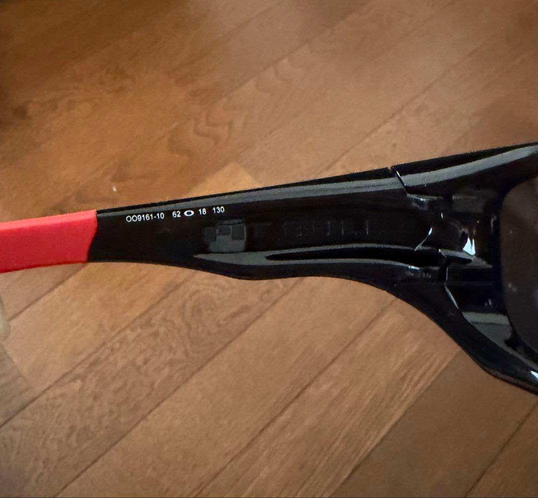 Oakley Ducatiコラボサングラス PITBULL OO9161-10