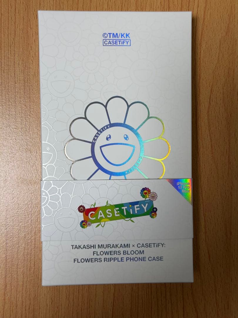コレクター品）CASSETIFY村上隆 レインボーiPhone17pro Max