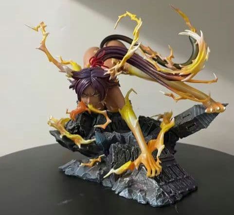 BLEACH　四楓院夜一　フィギュア