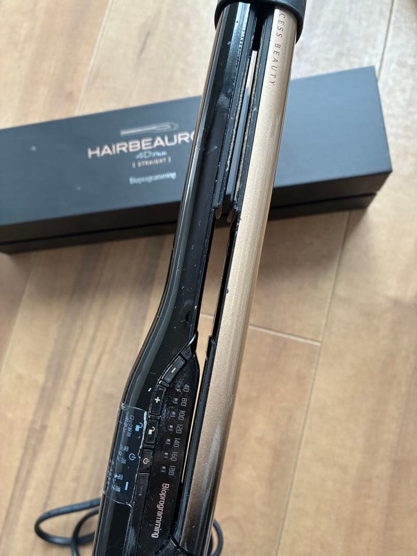 HAIRBEAURON ヘアビューロン 4D Plusストレートアイロン