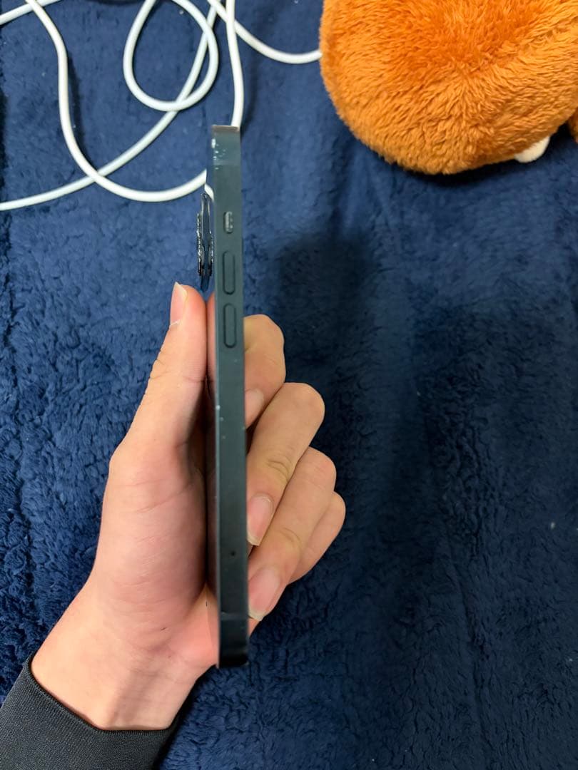 iPhone13 本体128GB ブラック