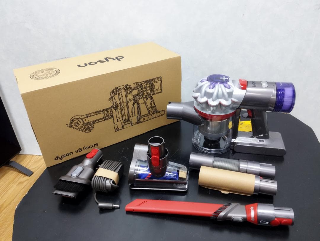 Y♢790 ダイソン ハンディクリーナー HH15 V8 Focus Clean