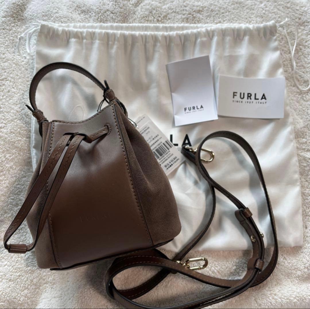 FURLA ブラウン ショルダーバッグ
