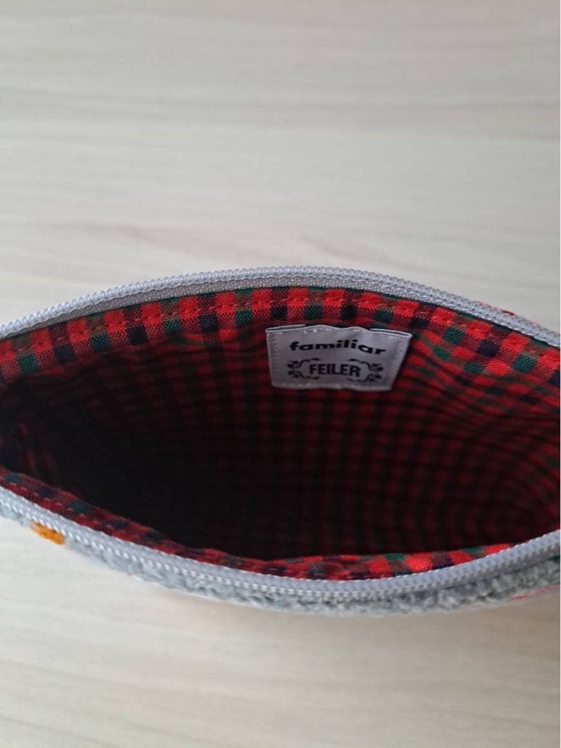 ファミリア　フェイラー　ポーチ