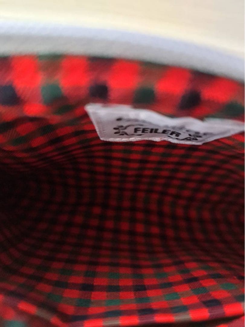 ファミリア　フェイラー　ポーチ