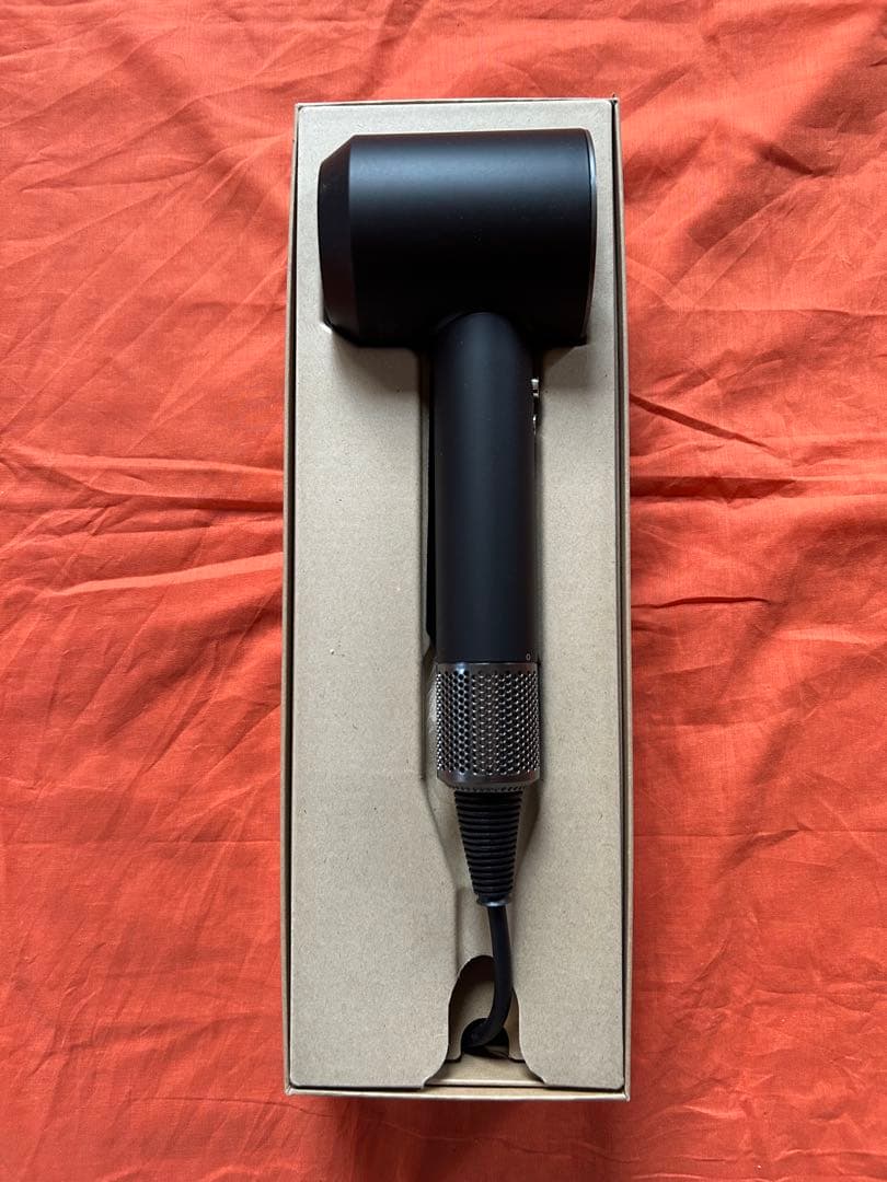 【美品】Dyson ヘアドライヤー Supersonicブラック