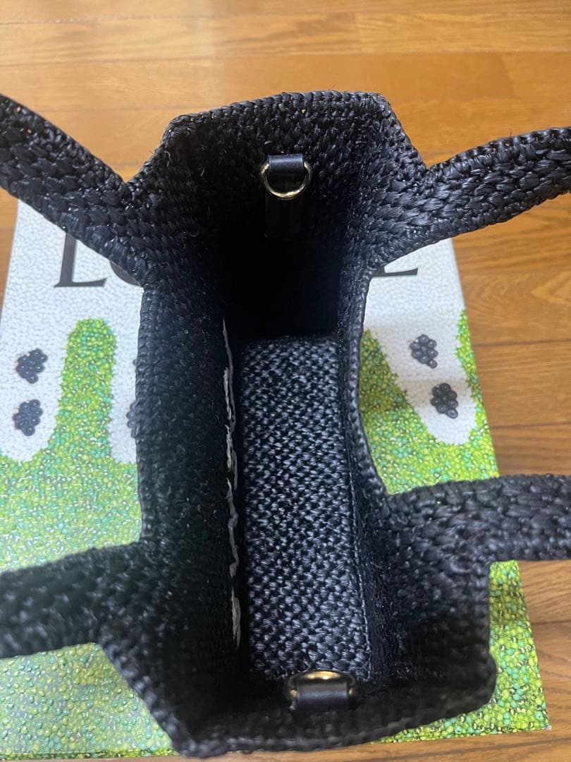 LOEWE ラフィアフォントトートミニ（ブラック）