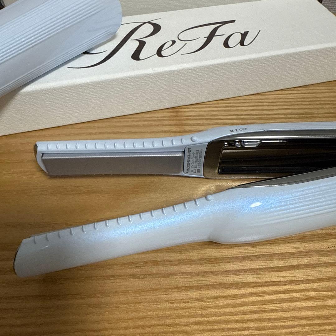 美品　ReFa リファ　フィンガーアイロン ホワイト USB充電ケーブル付属