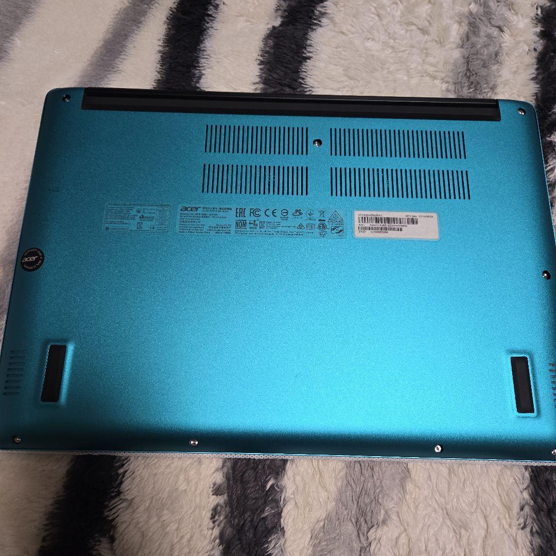 ￡初音ミク　HATSUNE MIKUノートパソコン ＆ ディスプレイセット￡