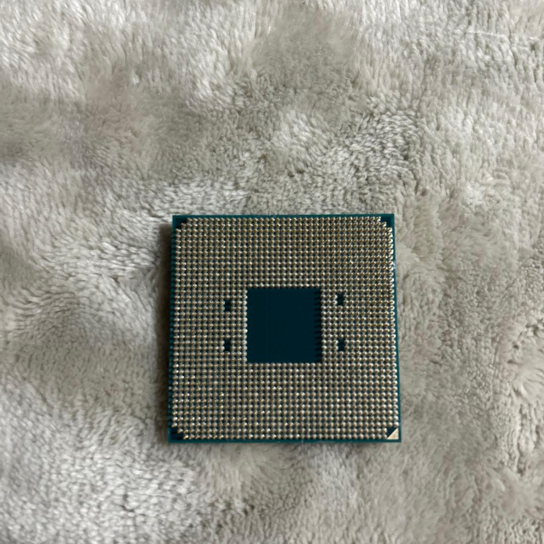 【激安】AMD Ryzen 7 3700X CPU