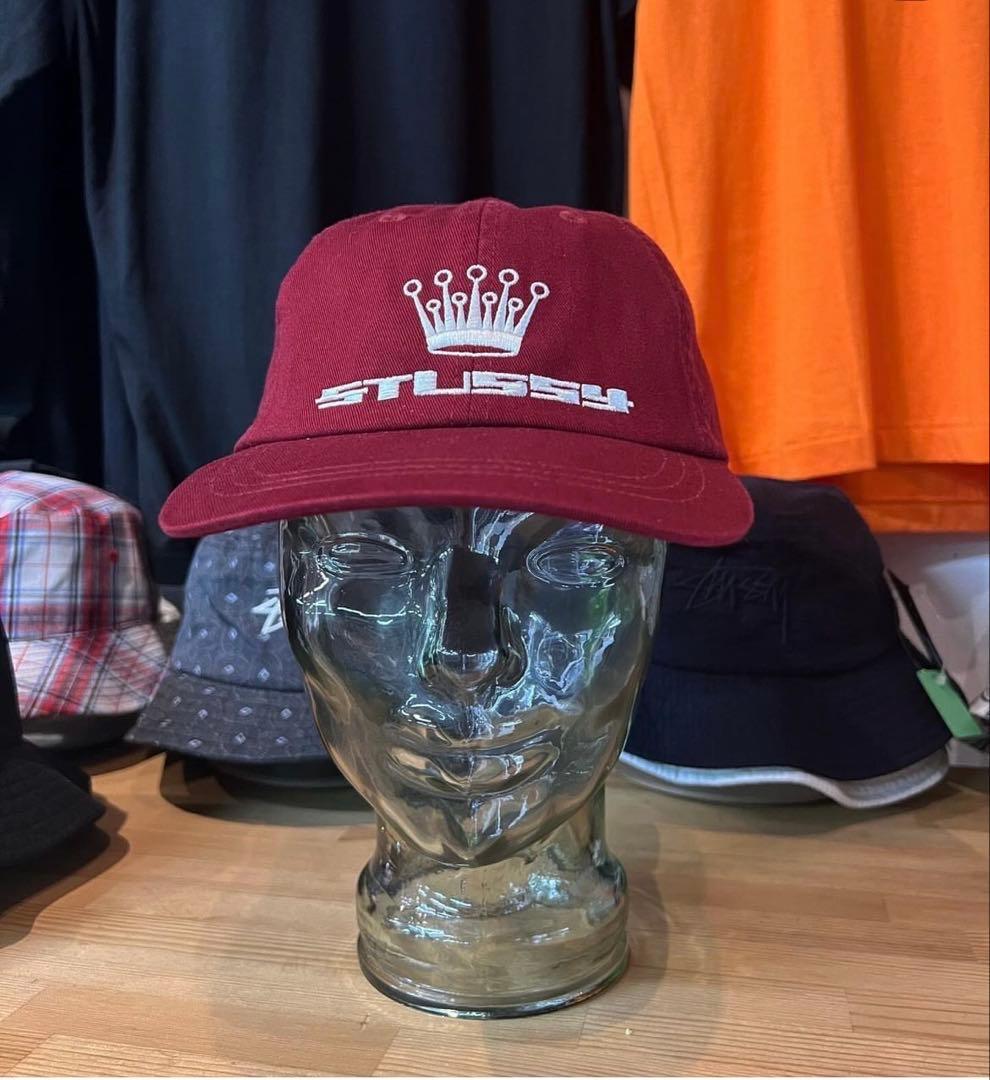 STUSSY バーガンディキャップ 王冠ロゴ