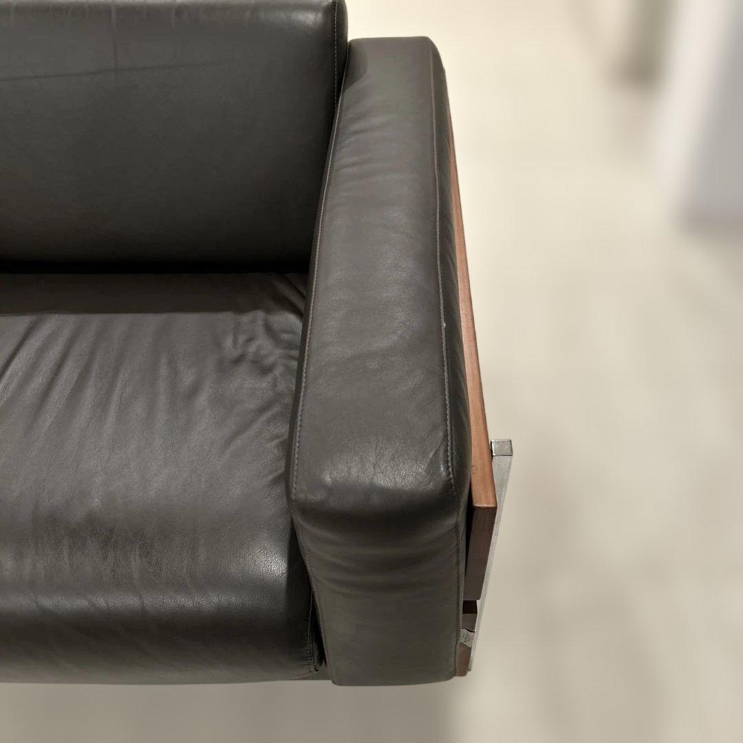 【美品】ESSENZA イタリア製本革ソファ（３人掛け）