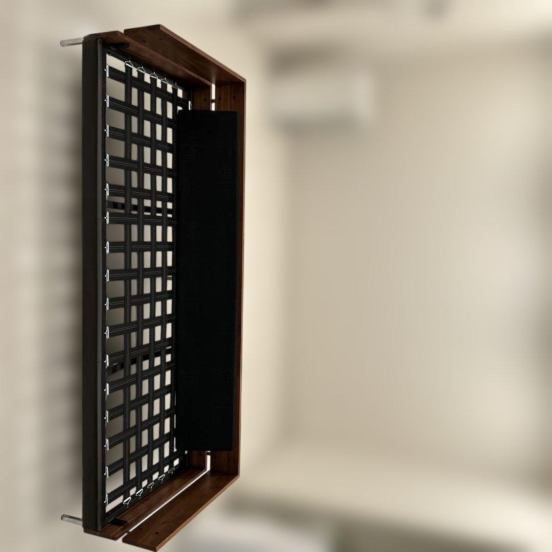 【美品】ESSENZA イタリア製本革ソファ（３人掛け）