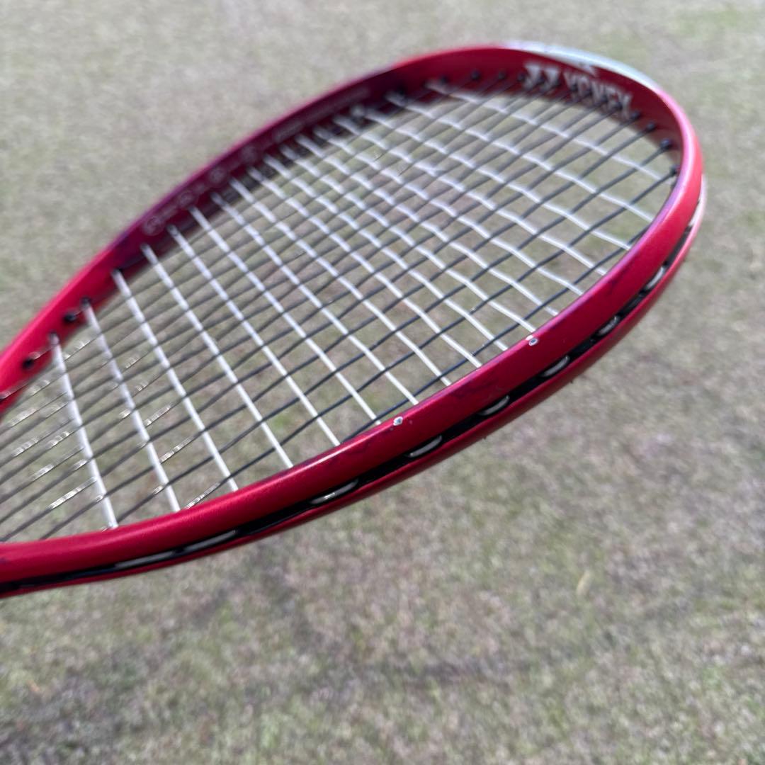 YONEX VOLTRAGE レッド