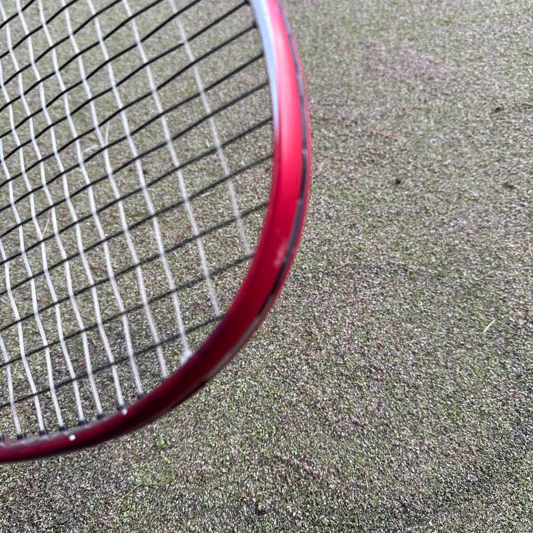 YONEX VOLTRAGE レッド