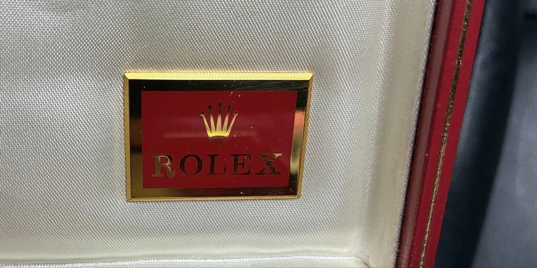ROLEX 時計ケース レッド刺繍入り
