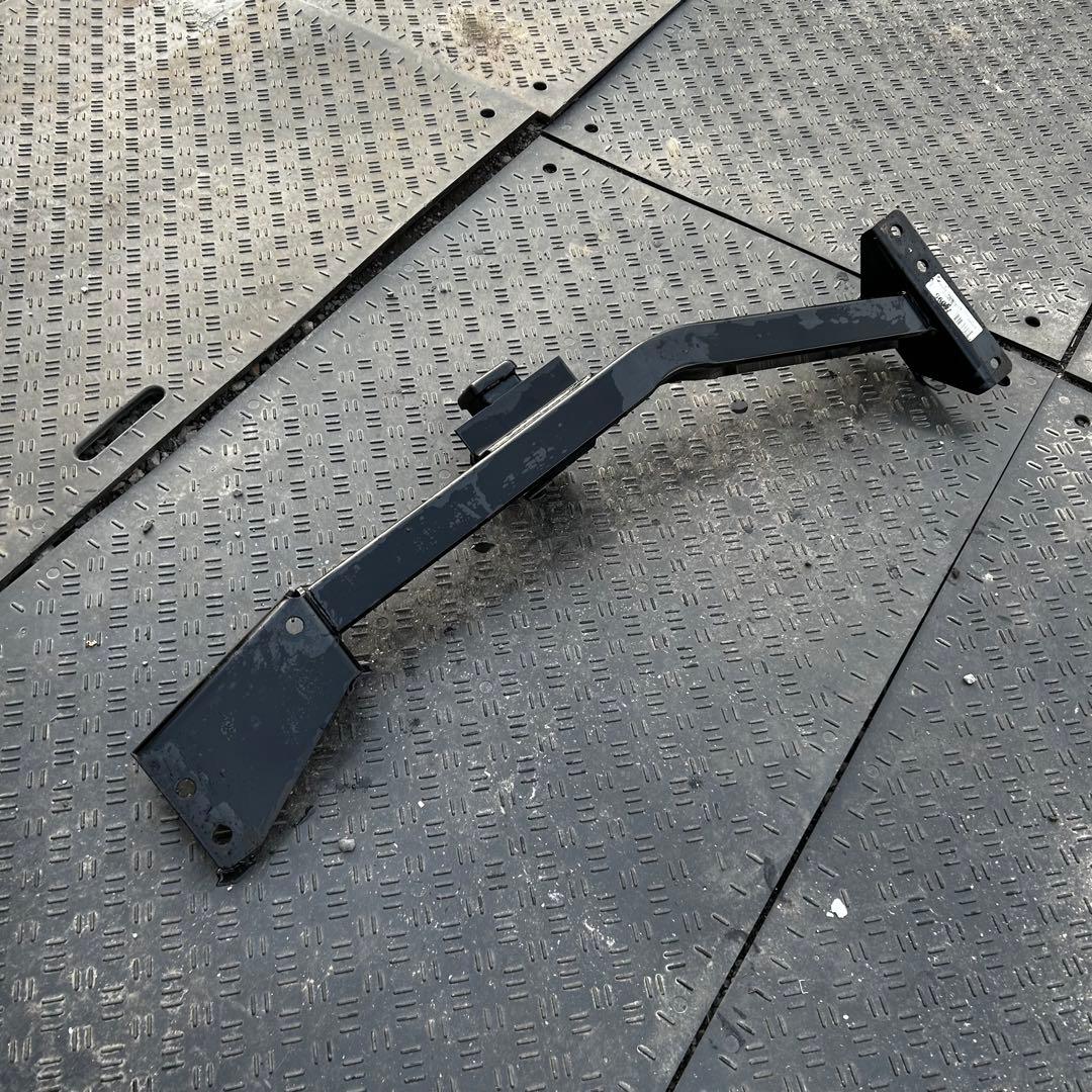 ドロータイト　ヒッチメンバー　ランクル100