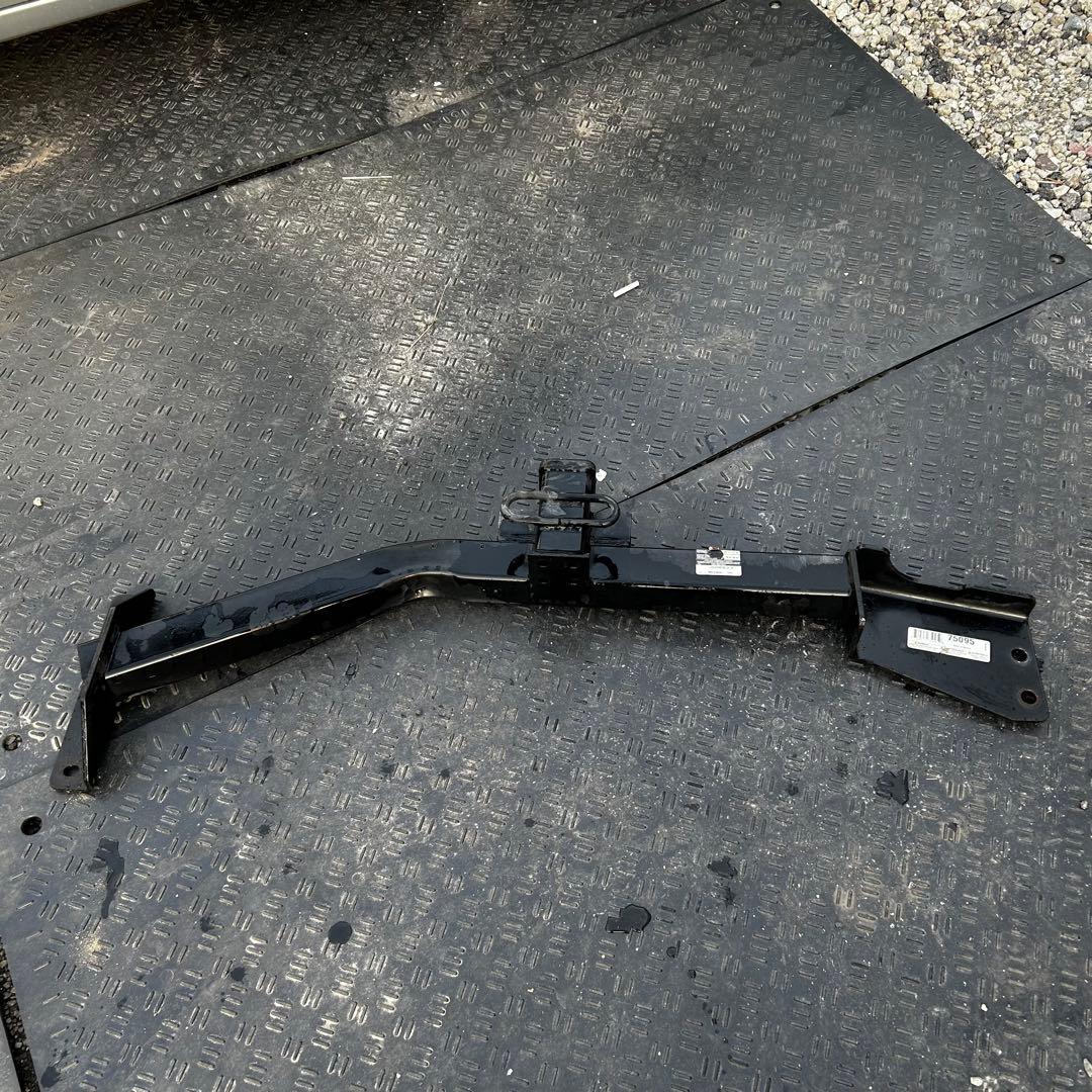 ドロータイト　ヒッチメンバー　ランクル100