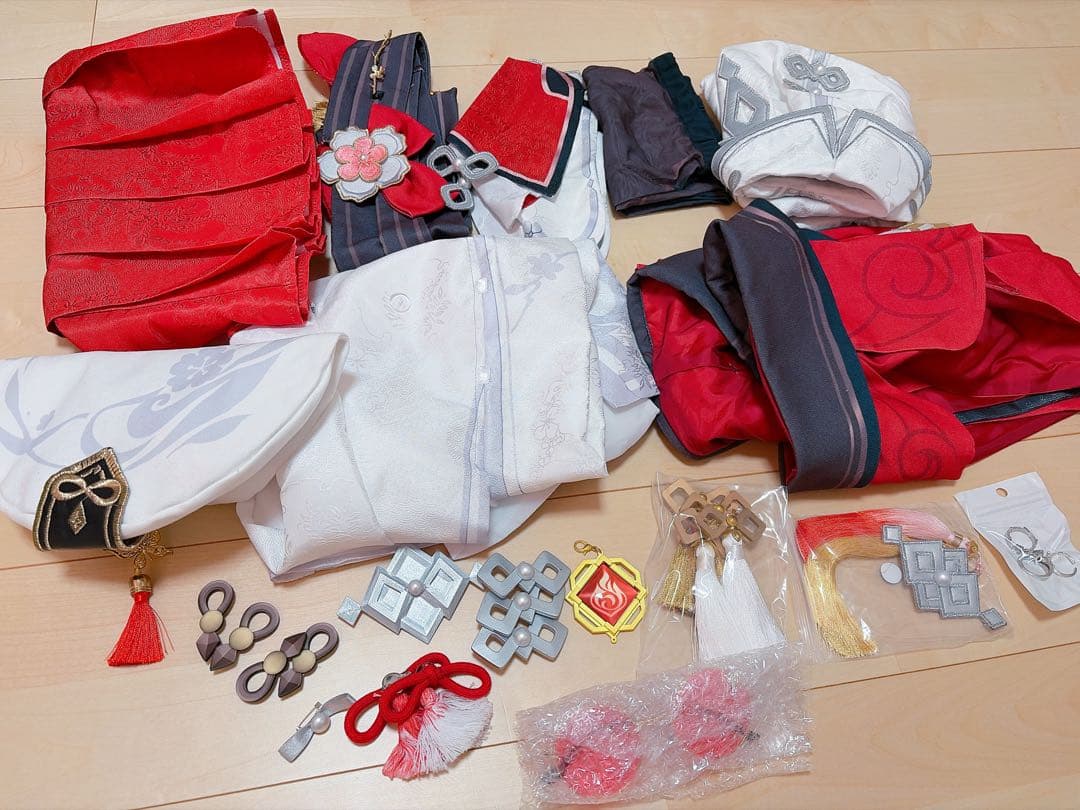 ラドー製／胡桃 ／残雪に咲く紅・新スキン衣装／ウィッグ付き