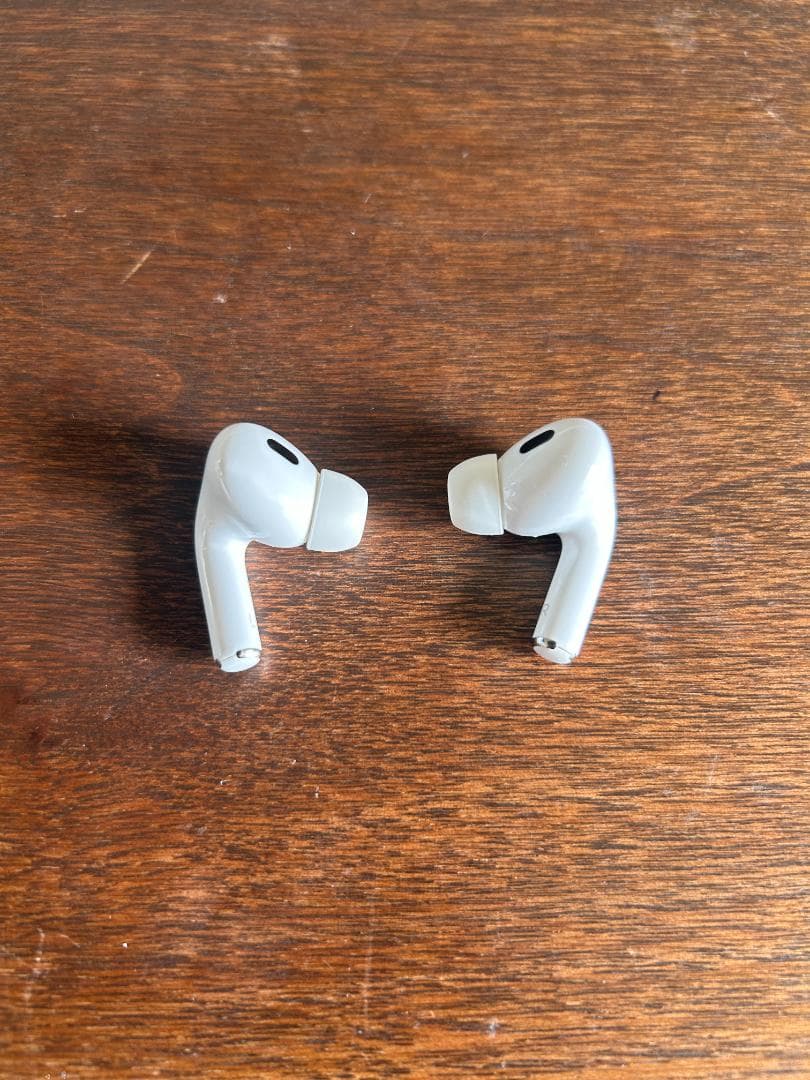 Airpods pro 第2世代　USB-TYPE Ｃ　Apple care付き