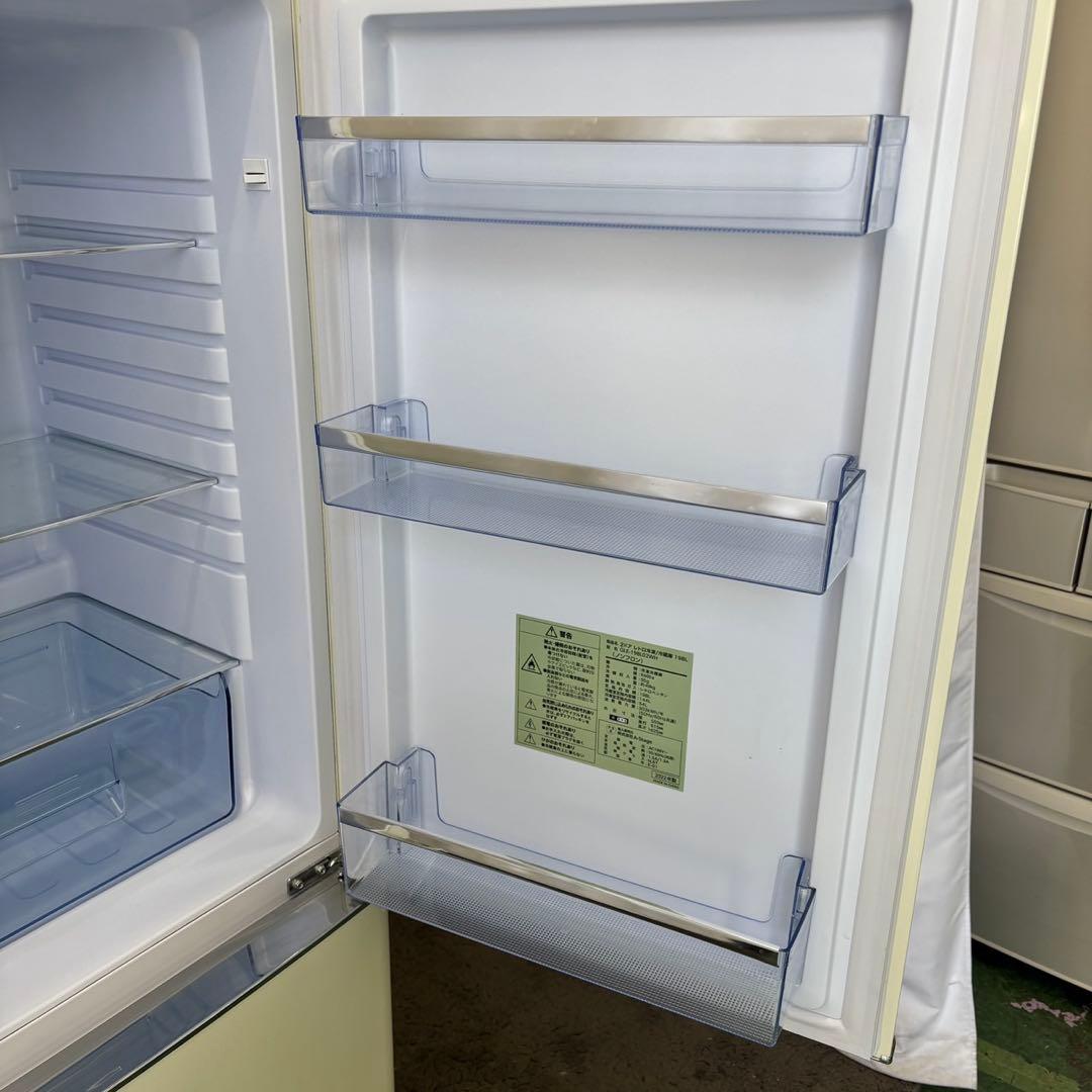 ★568　冷蔵庫　レトロ　可愛い　おしゃれ　設置無料　安い　最新　200㍑級