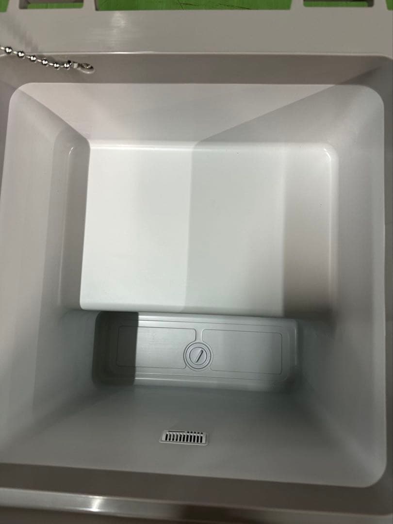 車載冷蔵庫 2室 2枚ドア 42L 冷凍庫 -20~10度 AC/DC電源対応