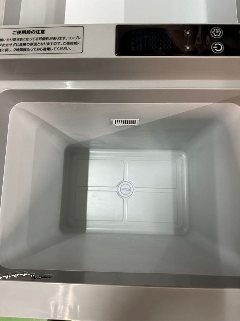 車載冷蔵庫 2室 2枚ドア 42L 冷凍庫 -20~10度 AC/DC電源対応