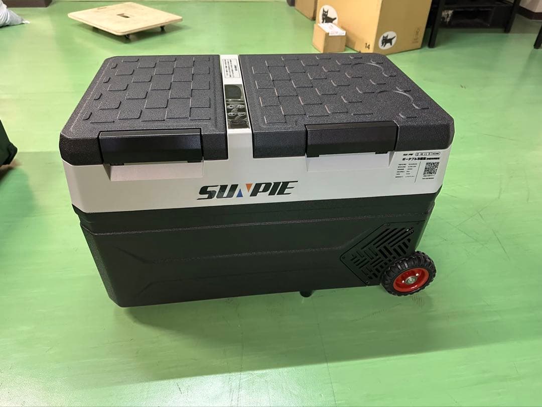 車載冷蔵庫 2室 2枚ドア 42L 冷凍庫 -20~10度 AC/DC電源対応