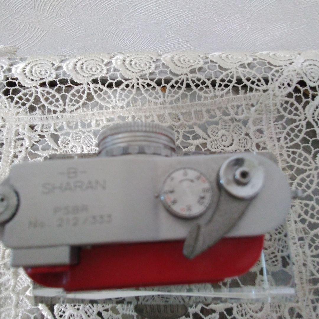 ミニチュアのフィルムで写せるカメラ