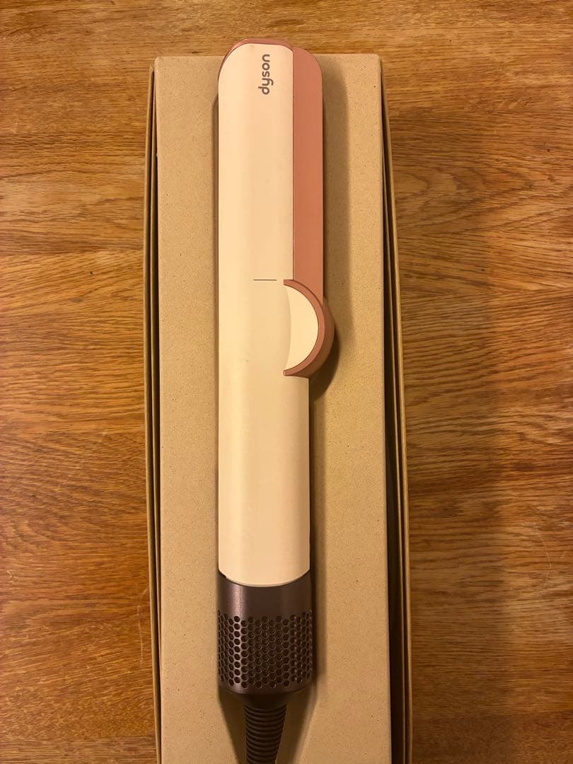 Dyson airstrait ヘアドライヤー