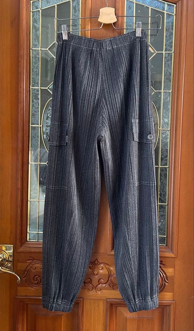 プリーツプリーズ　コットンデニムカーゴ