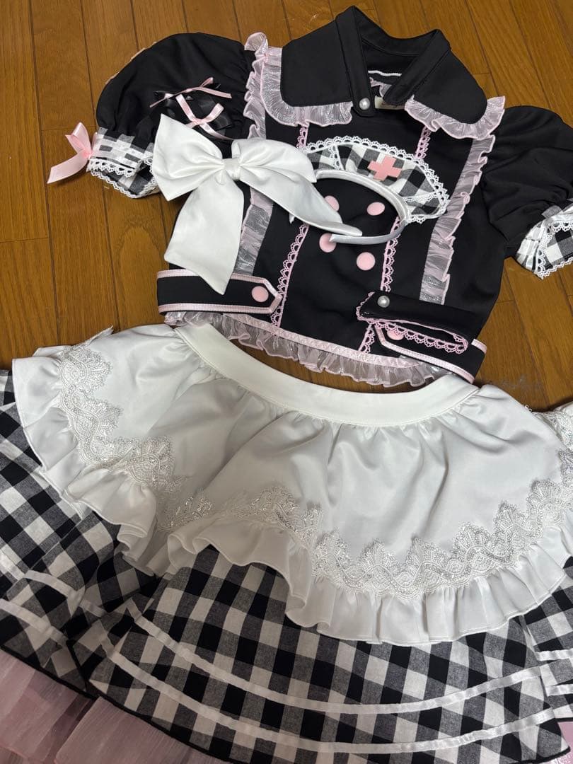 今月限定値下げ✨【舞々悪魔×Malymoon】チェックフリルラブミーデビルナース