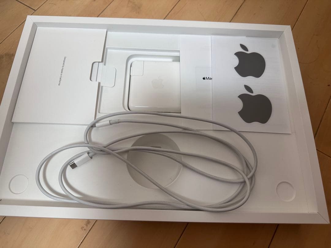 MacBook本体 MacBook Pro 16 2019 i9 2.4Ghz 64GB 1TB