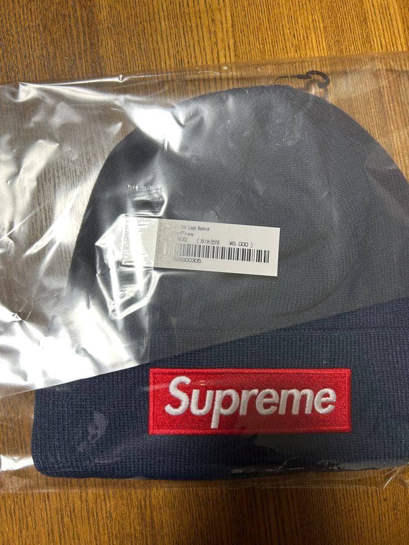 Supreme ニット帽 World Famous ネイビー　タグ付新品‼️