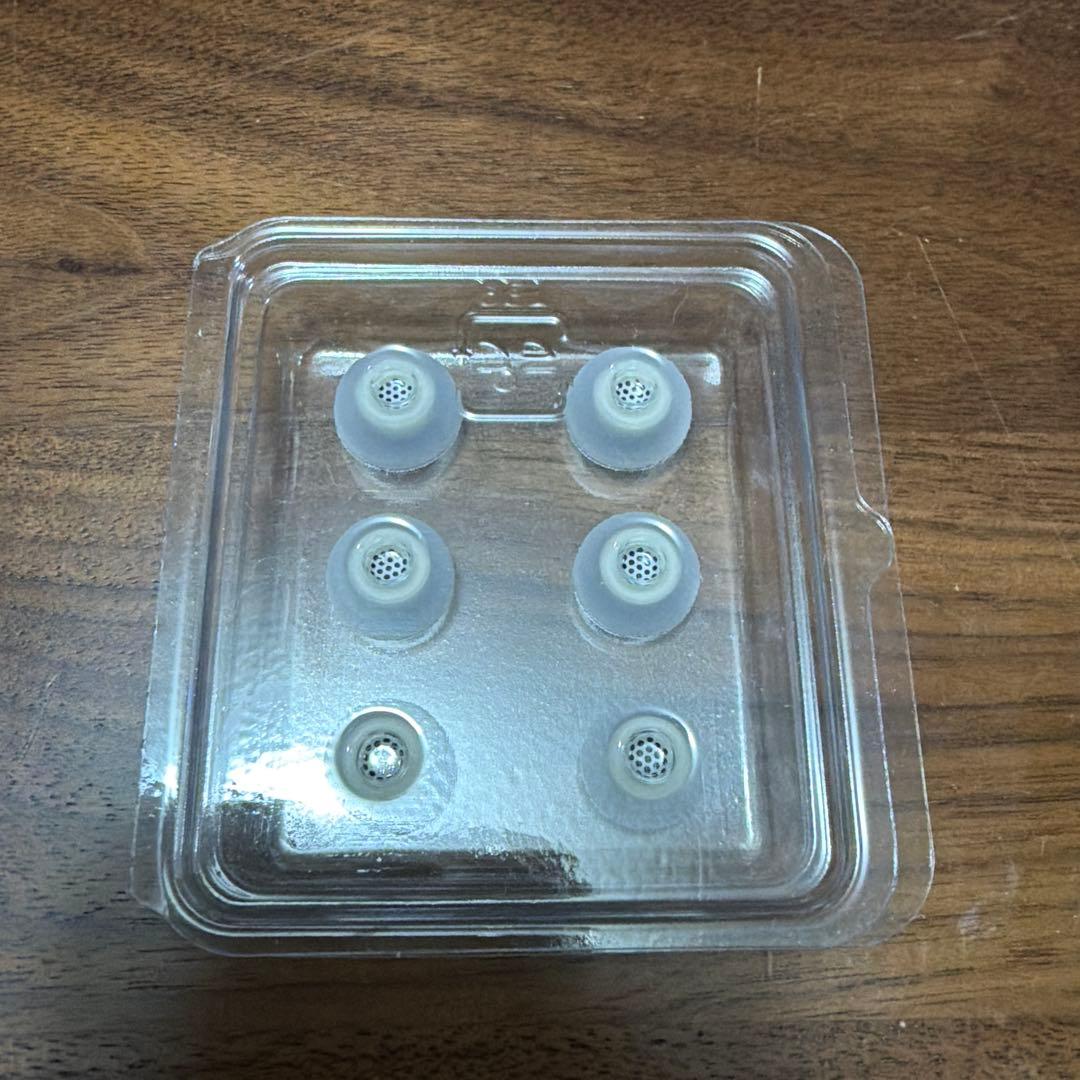 AirPods Pro 第2世代 (Lightning) + 高級イヤーピース付