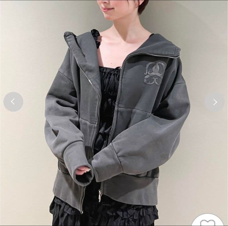 新品・タグ付き！　ＳＮＩＤＥＬ　ボリュームパーカー　ダークグレー